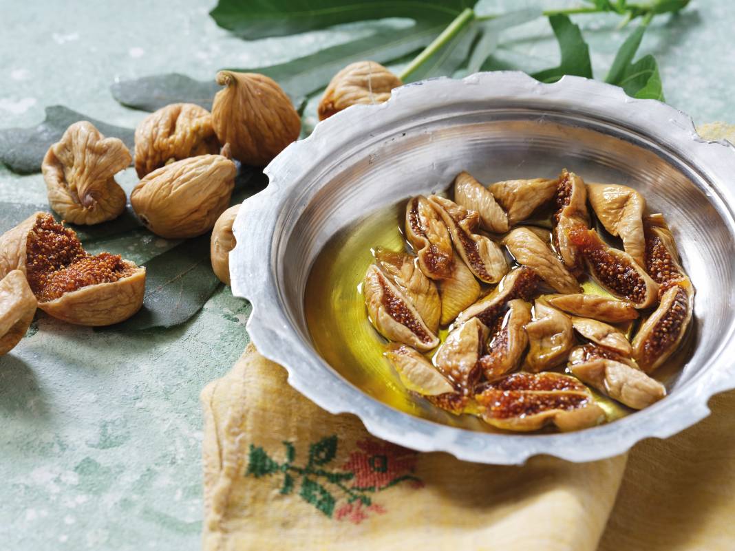 Kuru incir zeytinyağı ile birleşince ortaya sağlık mucizesi çıkıyor 1